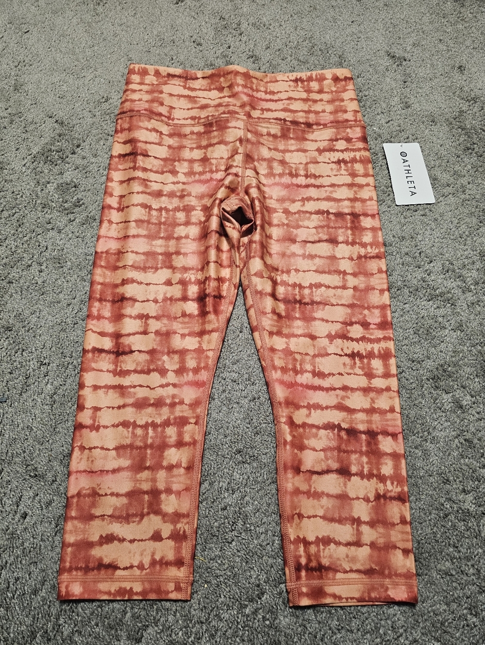 Athleta Elation Printed Capri Size L